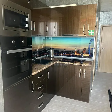 דירה Two Bedroom In Pollo Complex In Sunny *